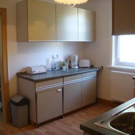 Apartment Mit Terrasse Und Parkplatz In Zweifamilienhaus Kamschlacken